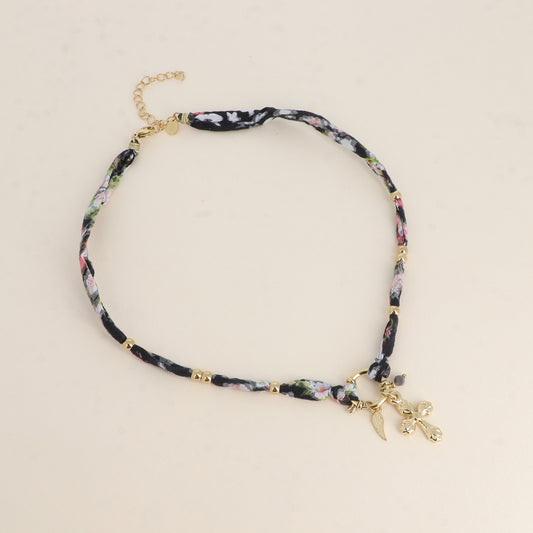 Collier THEA